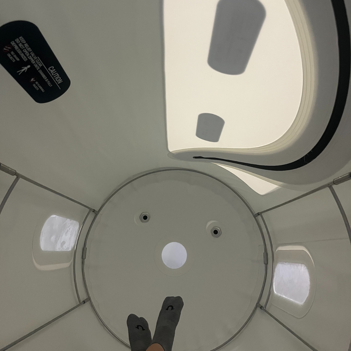 Airvida  1.5 ATA Portable Lying Hyperbaric Chamber