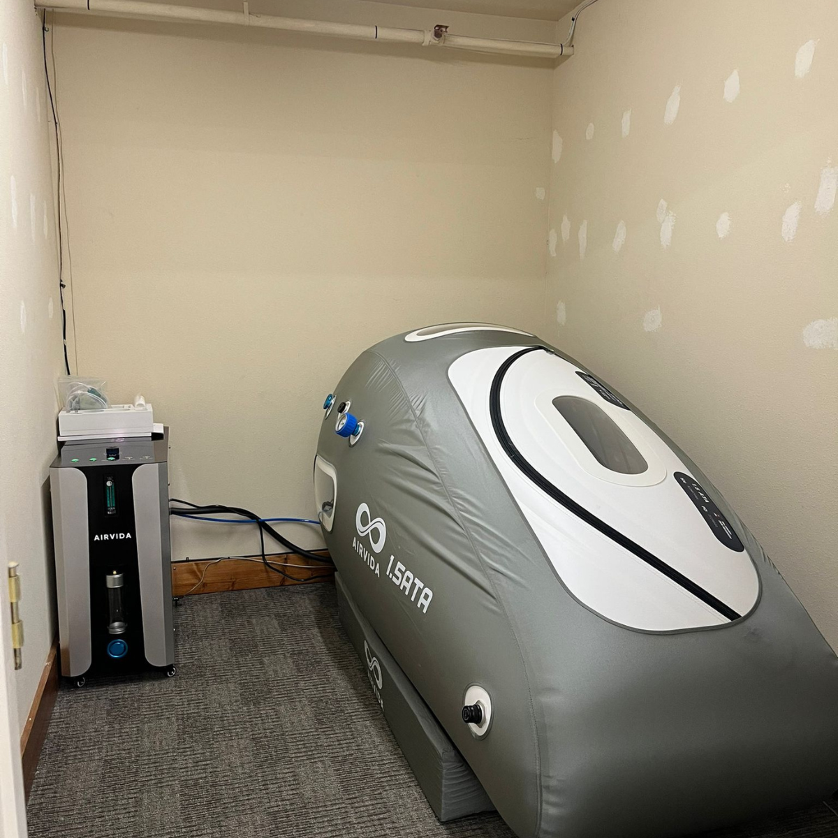 Airvida Pro90 1.5 ATA Hyperbaric Sitting Chamber