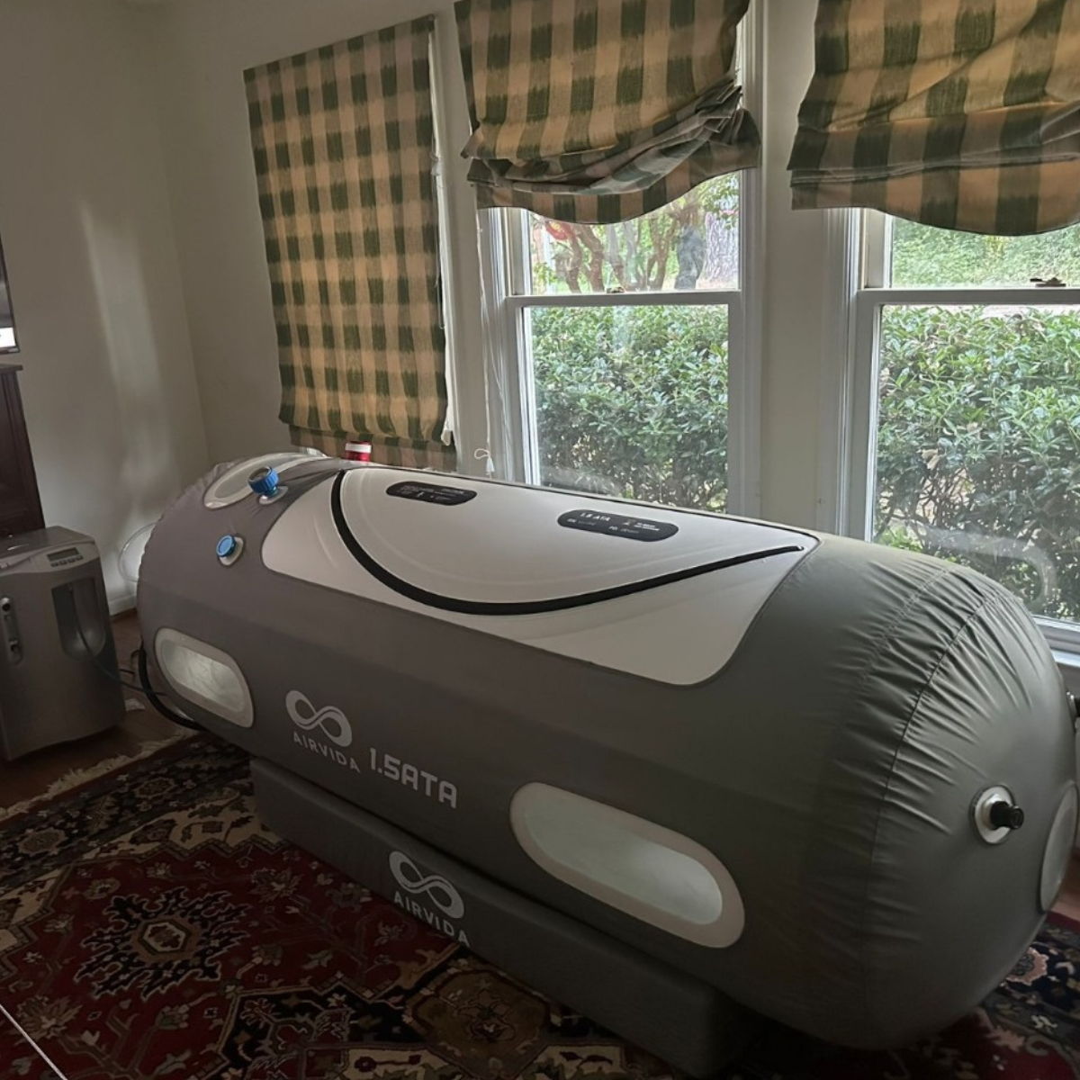 Airvida  1.5 ATA Portable Lying Hyperbaric Chamber