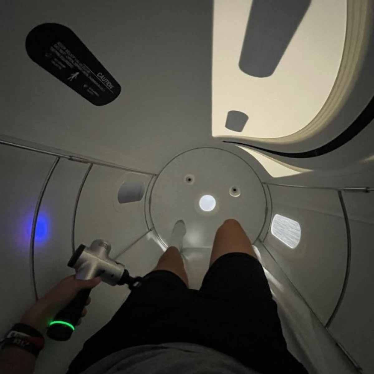 Airvida  1.5 ATA Portable Lying Hyperbaric Chamber